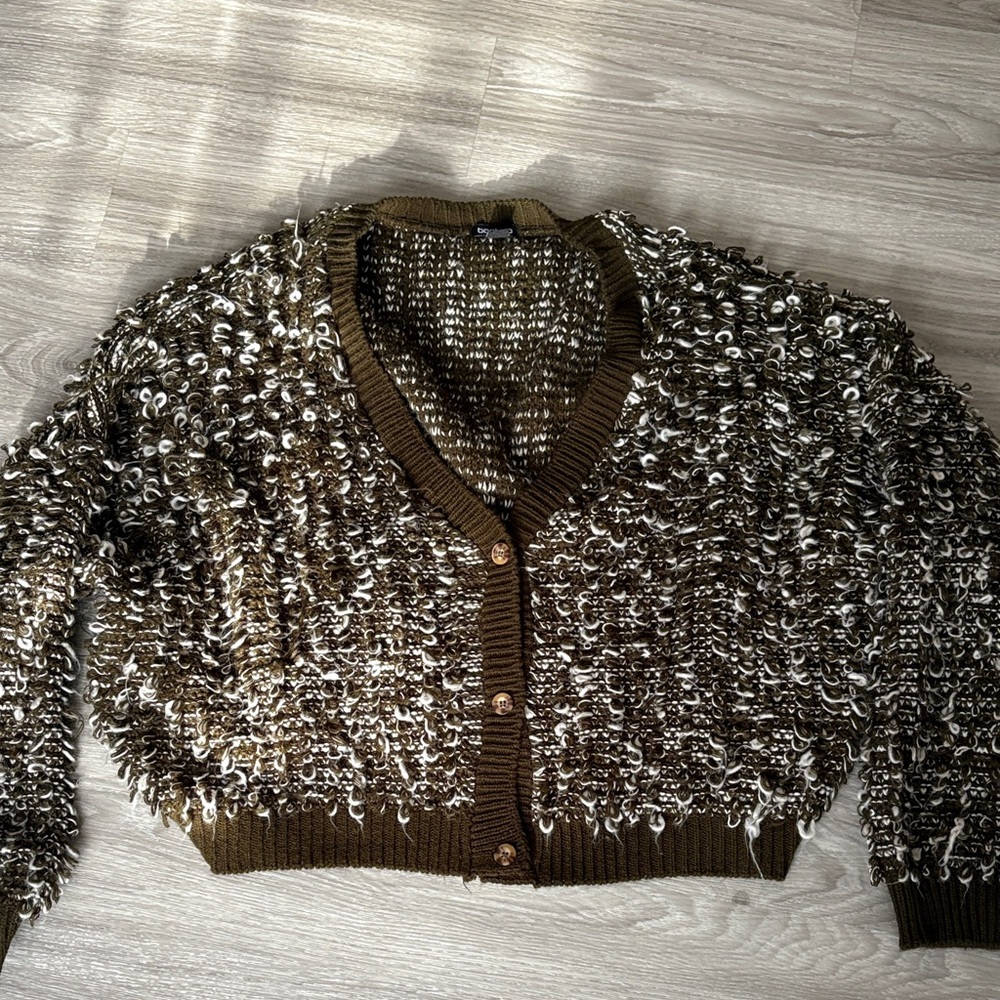 Boohoo green and Cream Knit Cardigan